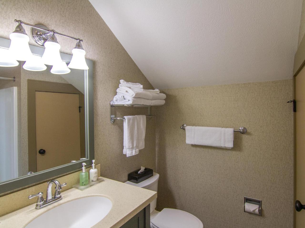 Spacious 2 Bed Condo At Crystal Mountain Resort Thompsonville Экстерьер фото